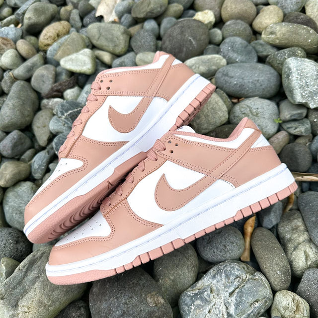 Nike Dunk Low 'Rose Whisper' (W)