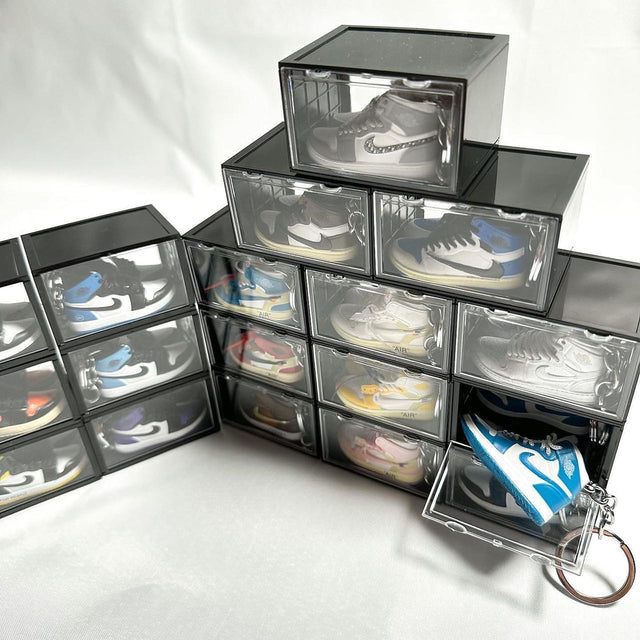 Air ‘Jordan 1 High ‘Obsidian’ Keychain