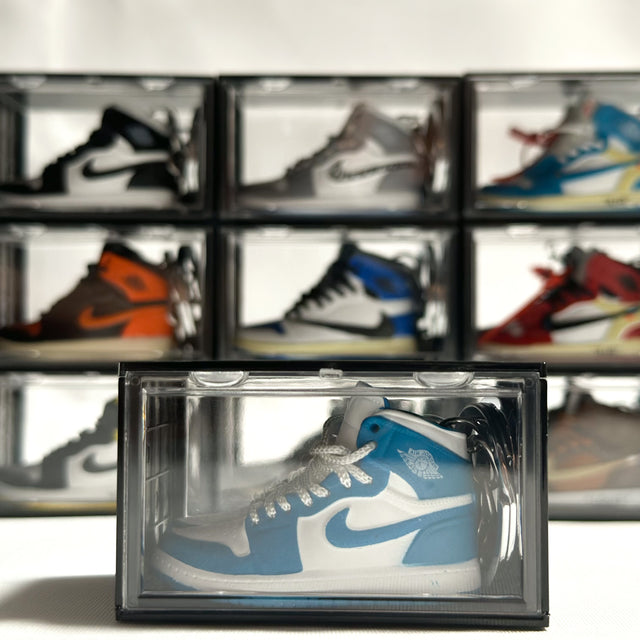 Air ‘Jordan 1 High ‘UNC’ Keychain