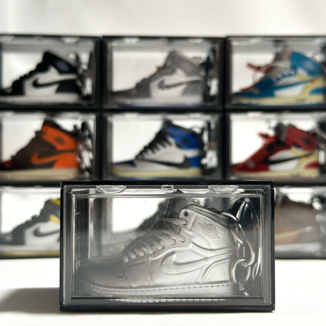 Air ‘Jordan 1 High ‘Silver’ Custom Keychain